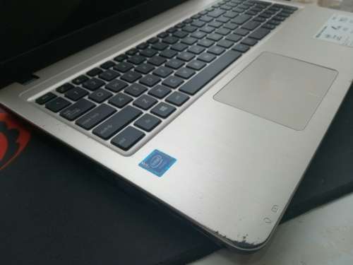 *Good performer*6TH GEN**ASUS X540S*LATEST 6TH GEN CELERON*500GB*TRU2LIFE DISPLAY*4gb RAM*